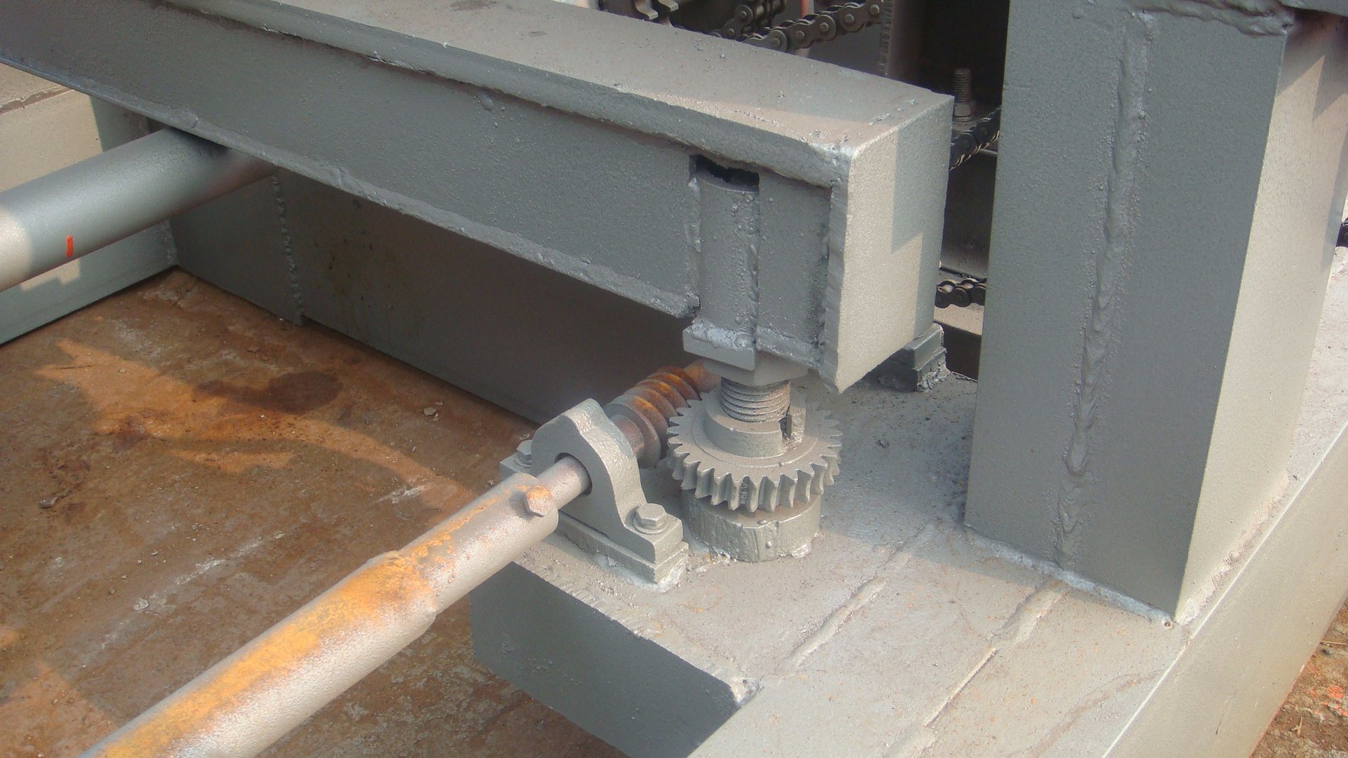 Peladora de chapa de cara de husillo de control CNC de 8 pies para madera de Okoume