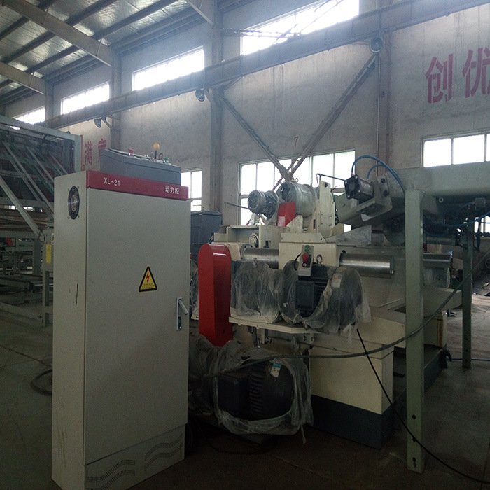 Máquina peladora de chapas Línea de producción automática de chapas