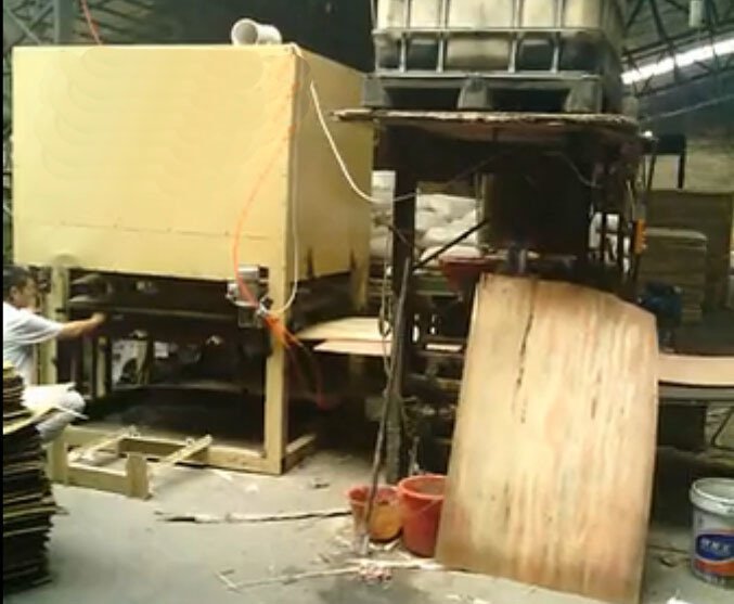 Esparcidor de pegamento de doble cara de 8 pies y 4 rollos para máquina de fabricación de madera contrachapada