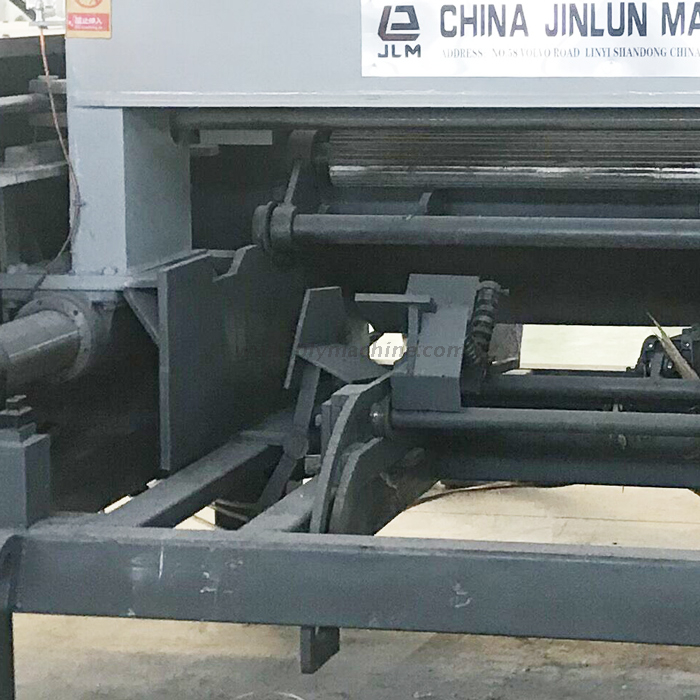 Descortezadora de troncos de 4 pies para la producción de madera contrachapada