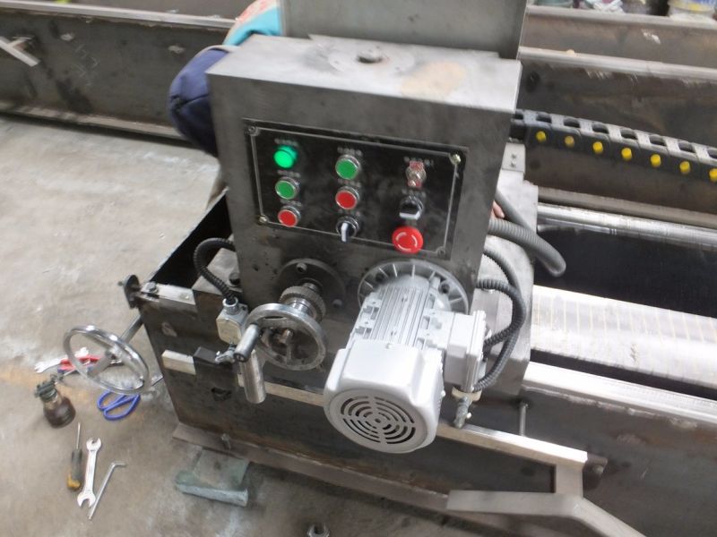 M&aacute;quina para afilar cuchillas/Afilador de cuchillas industrial