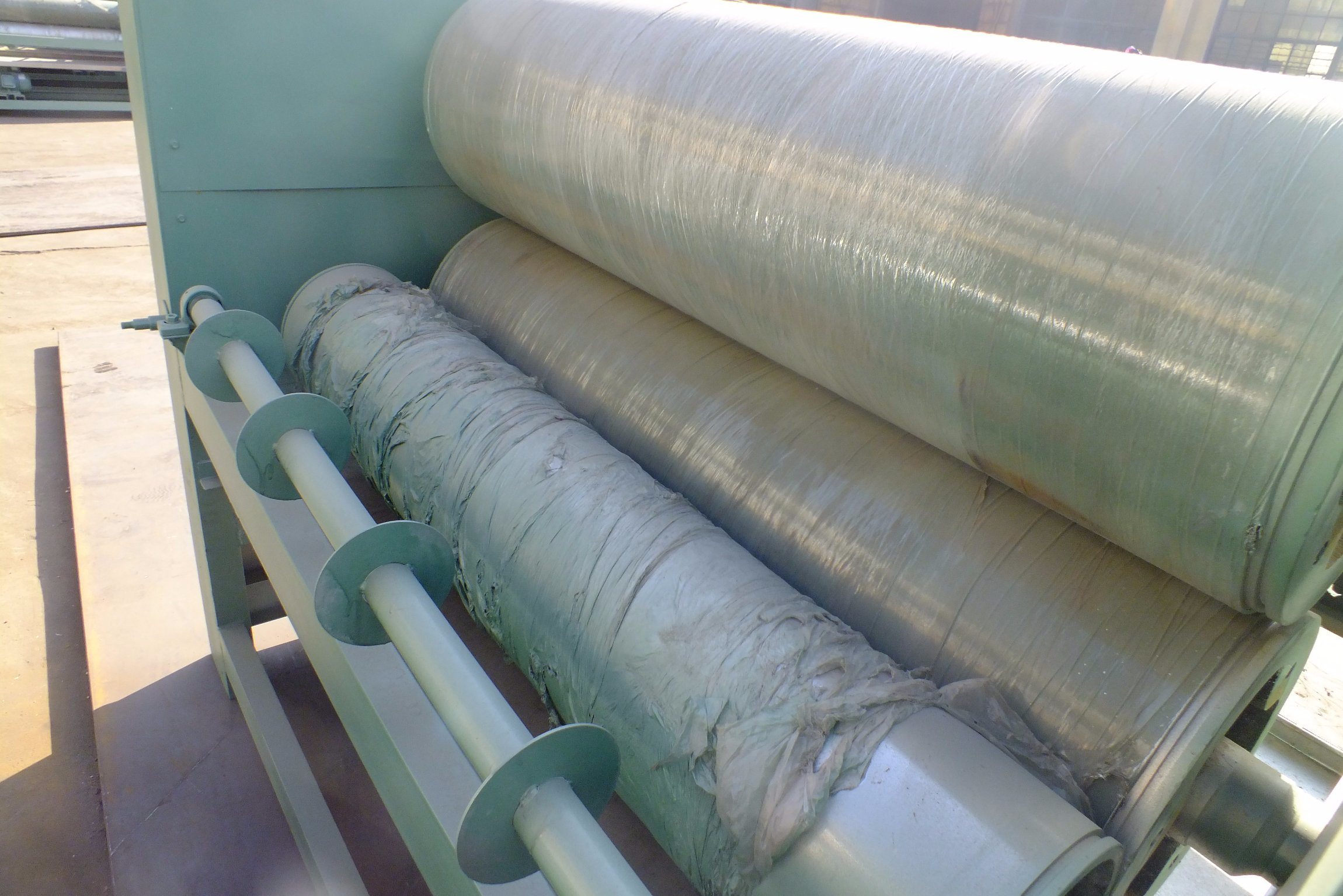 La máquina esparcidora de pegamento de 4 pies de venta caliente para la línea de producción de madera contrachapada