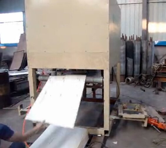 Venta caliente máquina esparcidora de pegamento de 48 pies para trabajar la madera