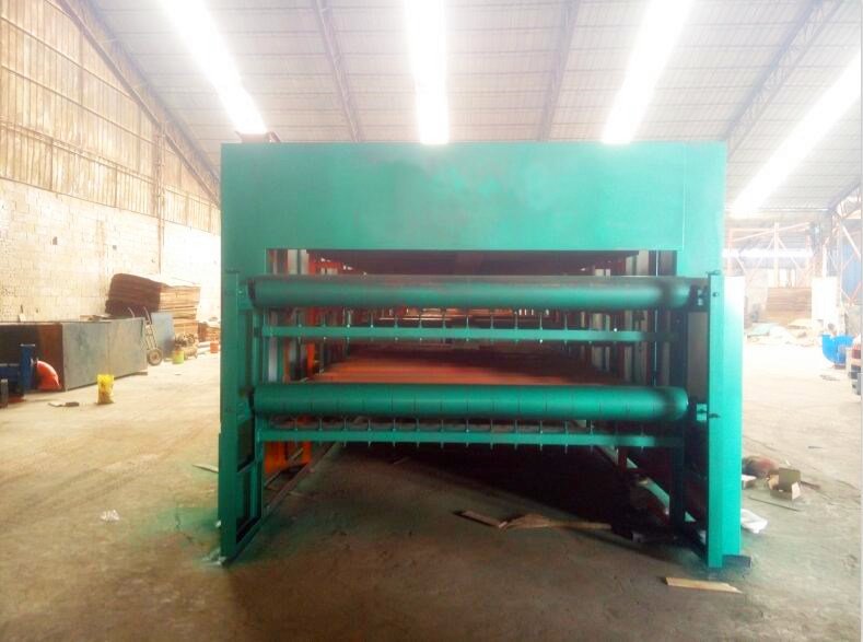 M&aacute;quina secadora de rodillos de chapa de n&uacute;cleo de madera contrachapada