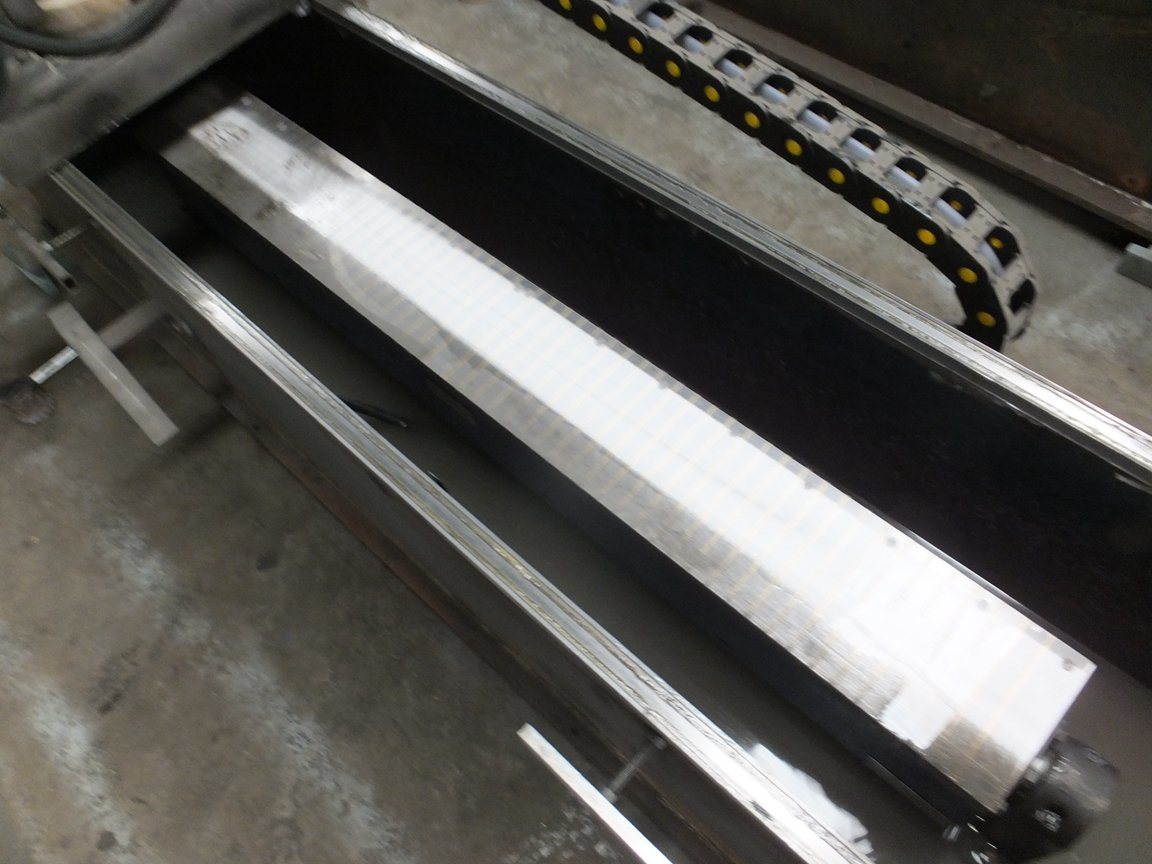 Rectificadora de cuchillos y afilador de cuchillas para la astilladora de madera