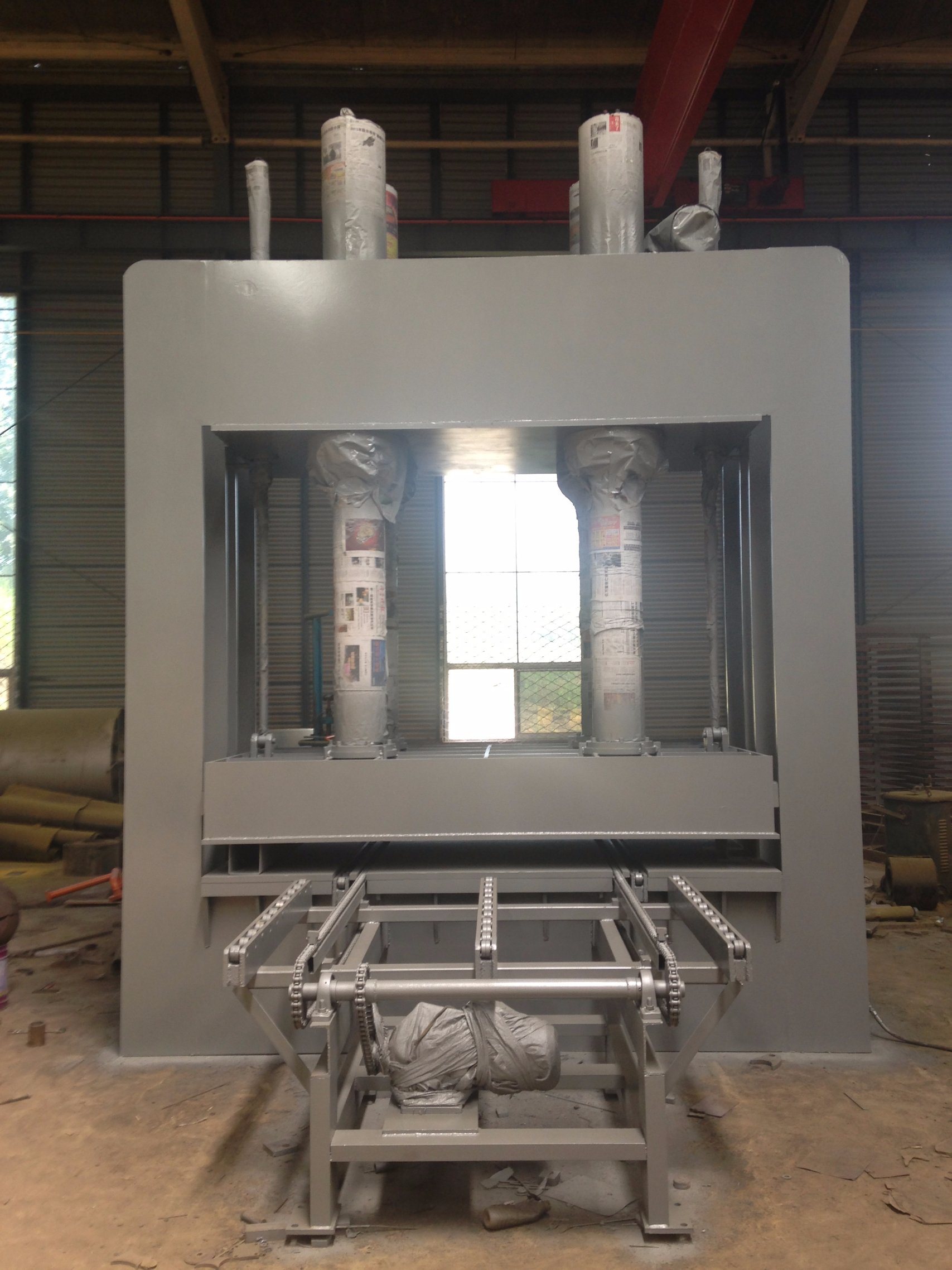 Torno de prensa en frío de 400 T para el tablero a base de madera