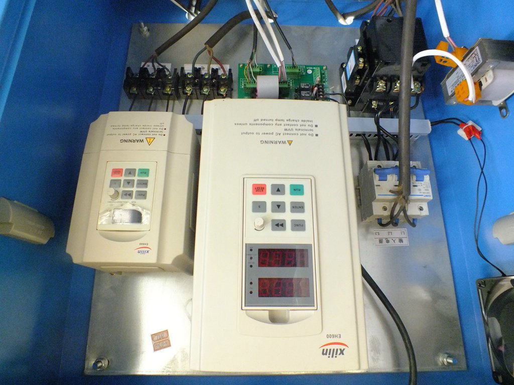 Línea de producción automática de pelado de chapa de madera contrachapada