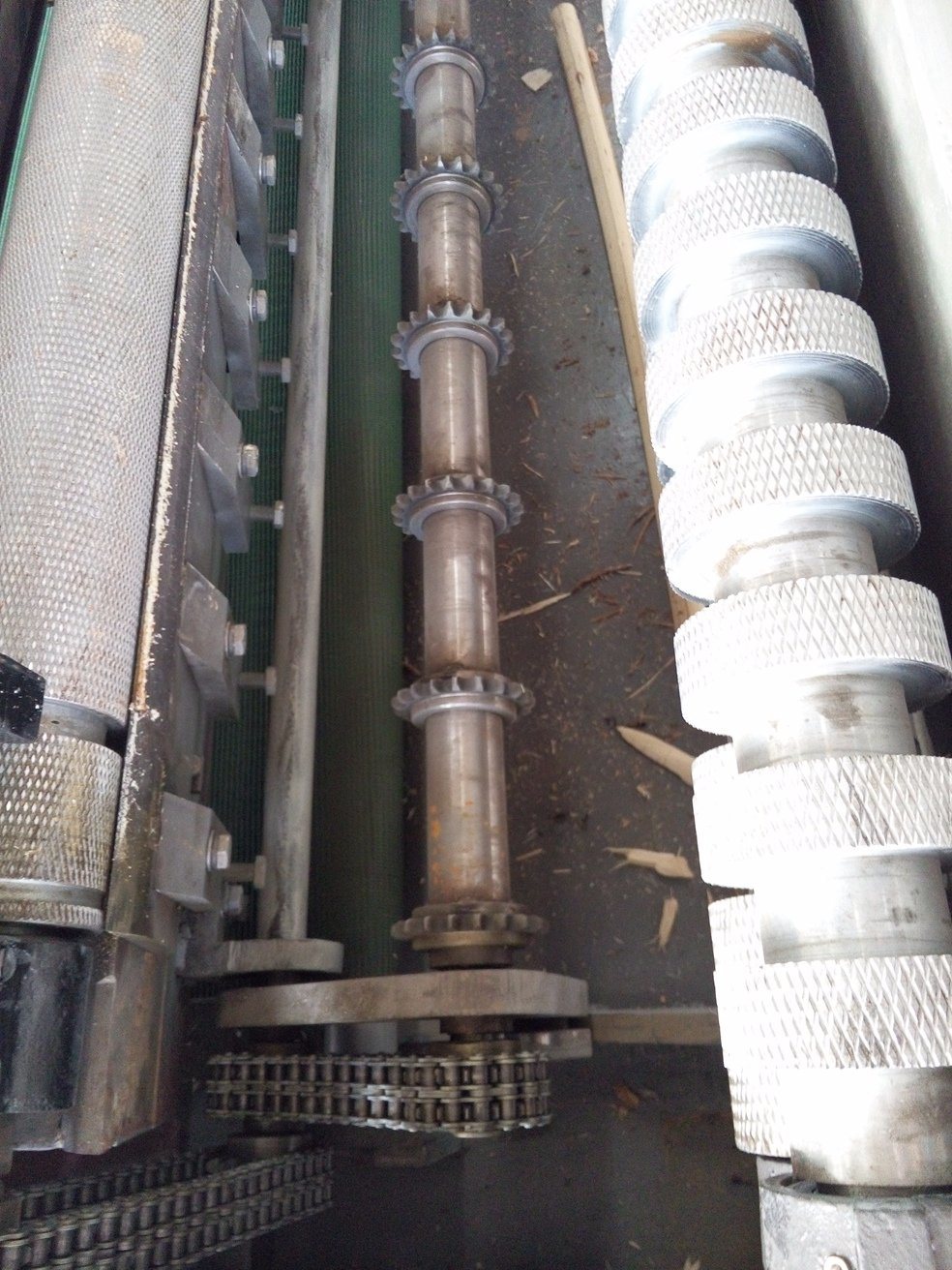 Máquina peladora de chapa de madera sin husillo para línea de producción de madera contrachapada