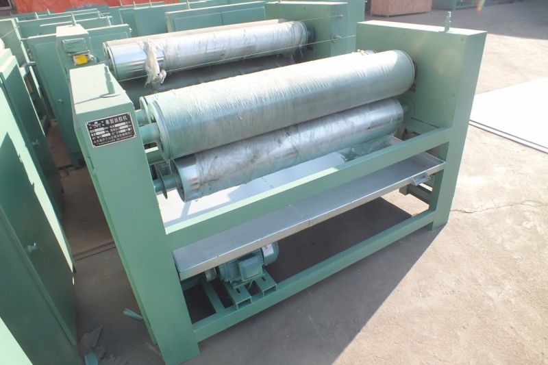 La m&aacute;quina esparcidora de pegamento de 4 pies de venta caliente para la l&iacute;nea de producci&oacute;n de madera contrachapada