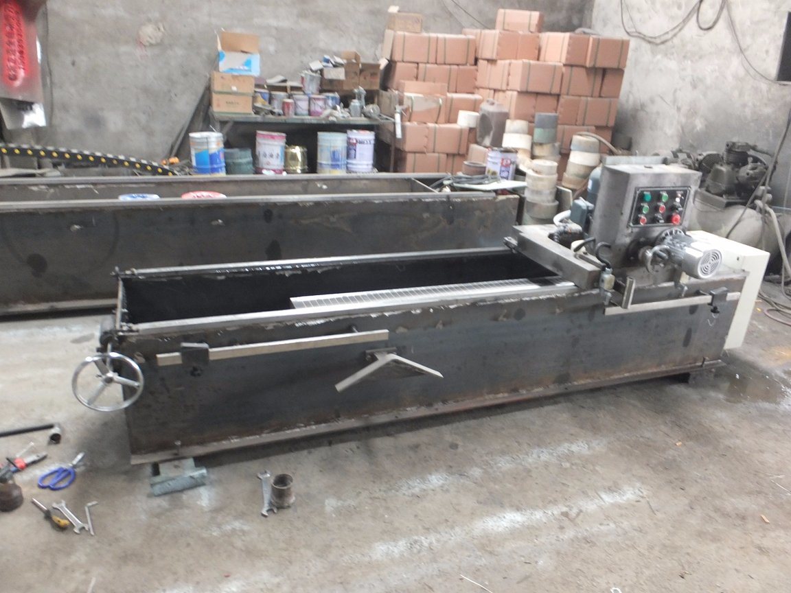Amoladora para moler herramientas de trabajo de madera, amoladora automática, afilado de cuchillas