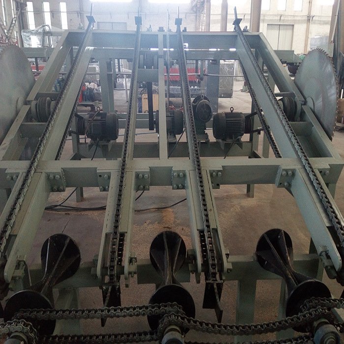 L&iacute;nea de producci&oacute;n autom&aacute;tica de pelado rotativo de chapa de madera