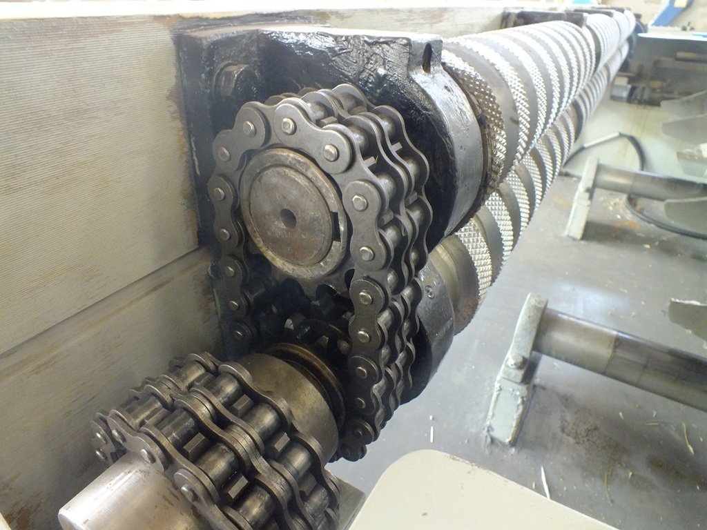 Línea de máquina peladora de chapa de madera contrachapada sin husillo totalmente automática Jinlun