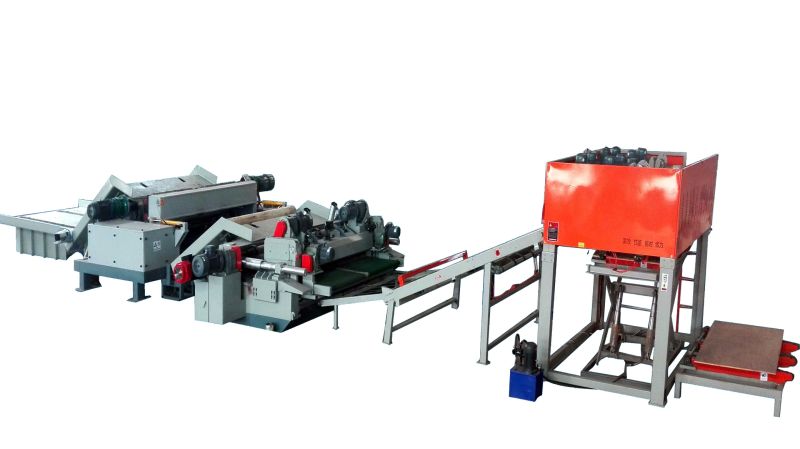 L&iacute;nea autom&aacute;tica de pelado de chapa de madera contrachapada con control CNC de China