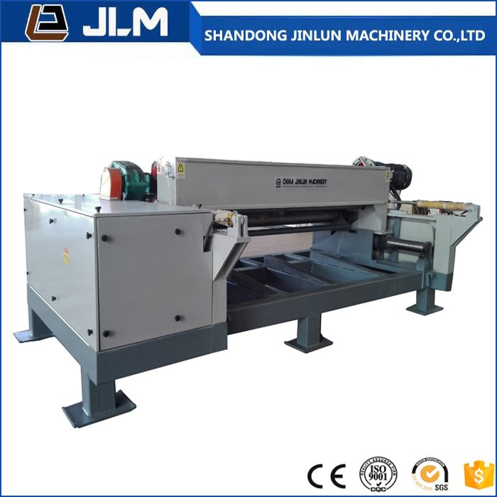 Máquina automática de torneado de madera