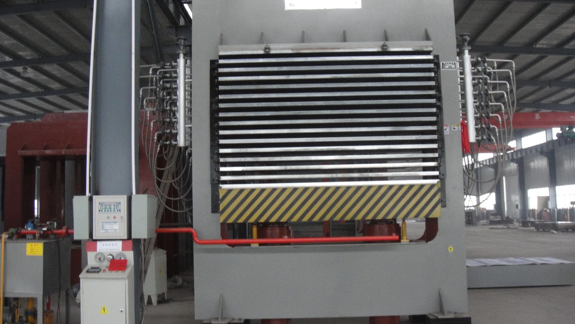 Máquina de prensado en frío de madera contrachapada hidráulica de venta caliente para madera contrachapada