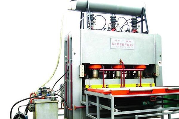 Precio de fábrica barato Linyi 1200t Prensa caliente de ciclo corto (doble cara) para la producción de madera contrachapada de melamina